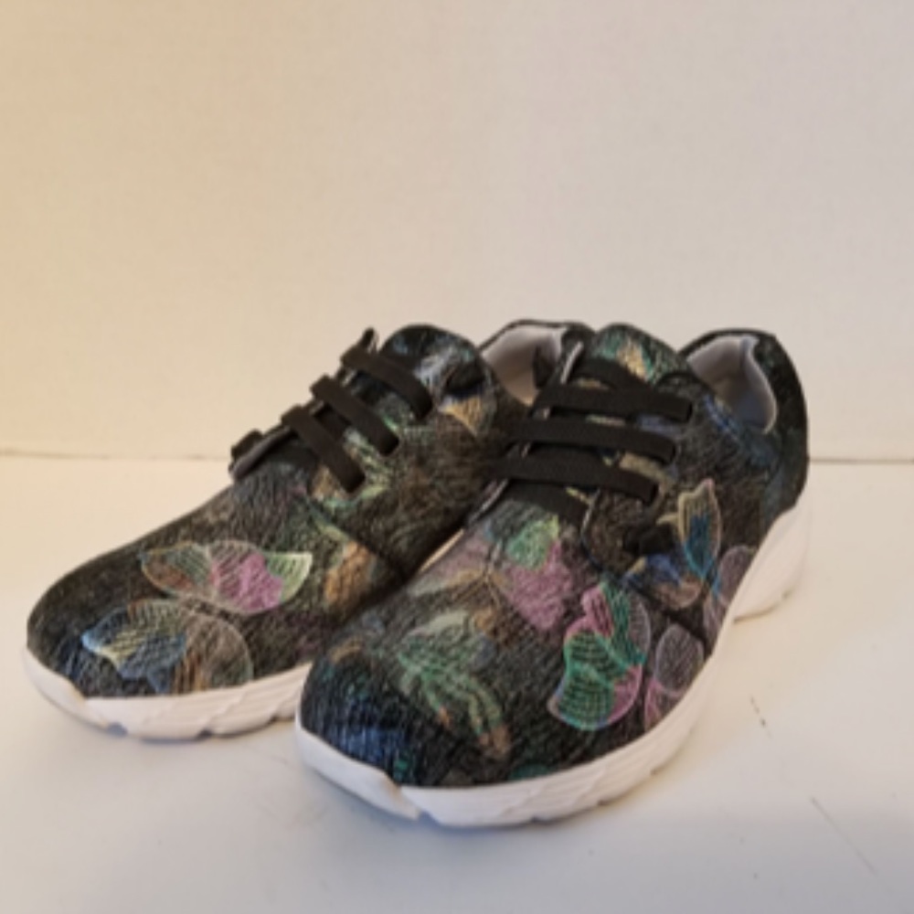 Nurse Mates Align Shoe 8.5